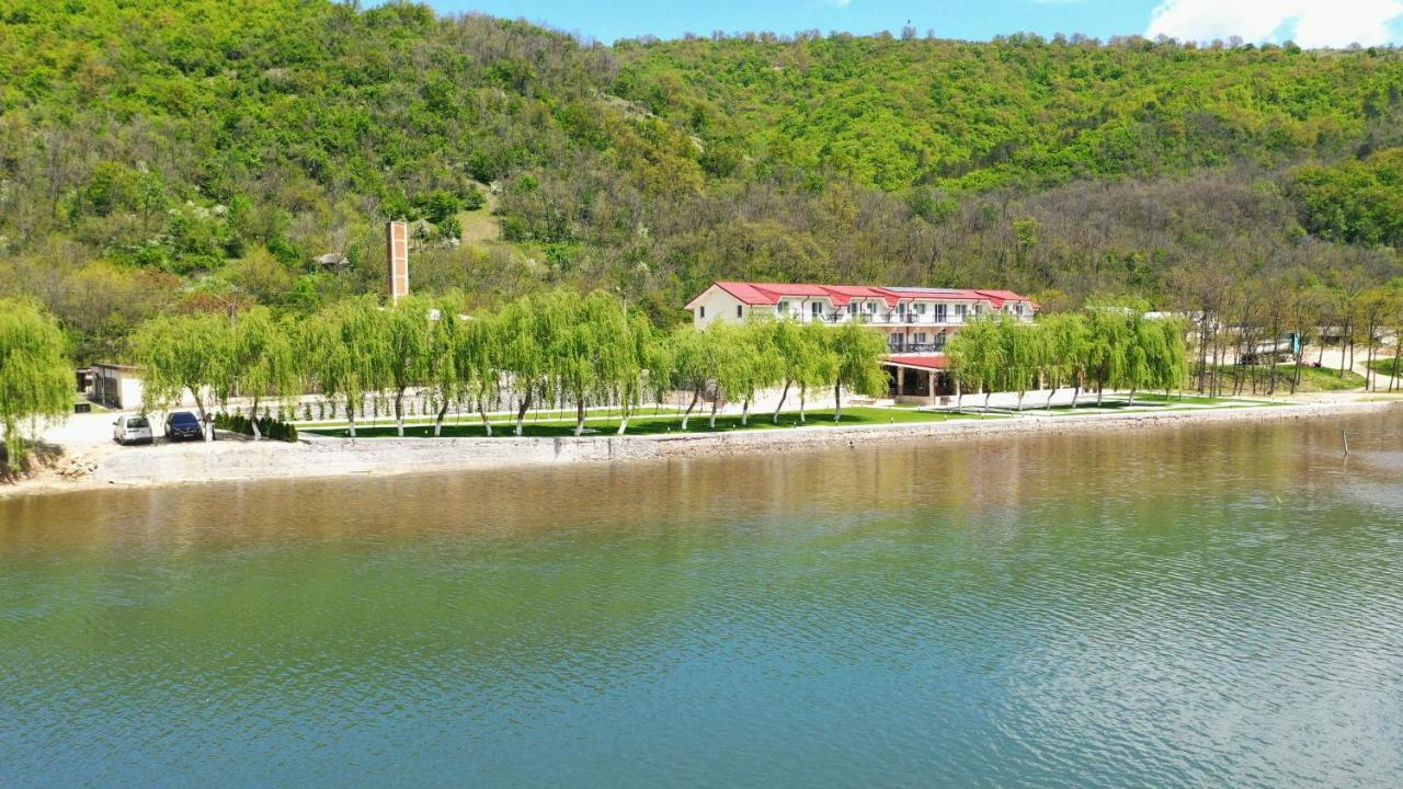 Vega Resort Restaurant & Lodge Orsova Kültér fotó