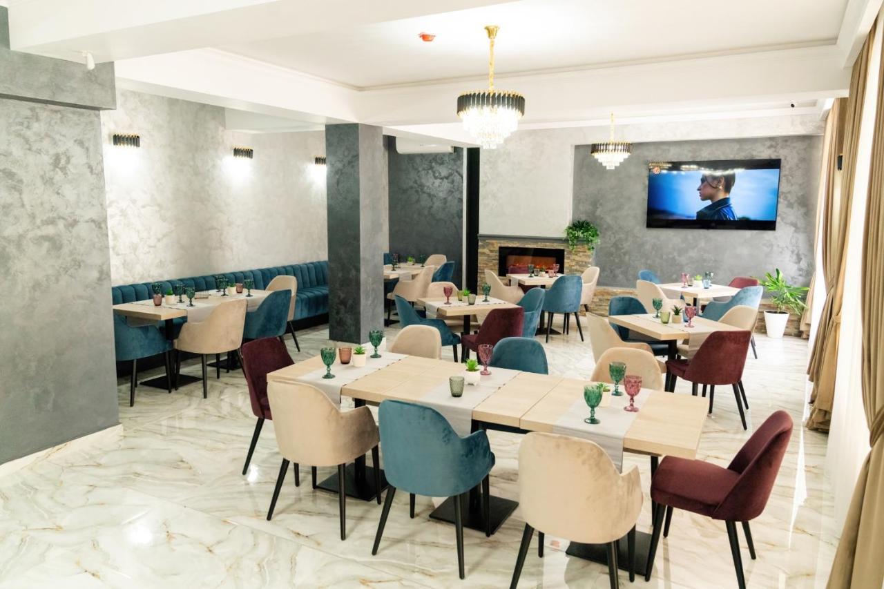 Vega Resort Restaurant & Lodge Orsova Kültér fotó