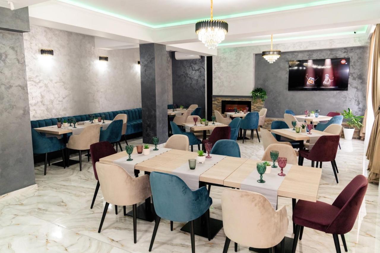 Vega Resort Restaurant & Lodge Orsova Kültér fotó