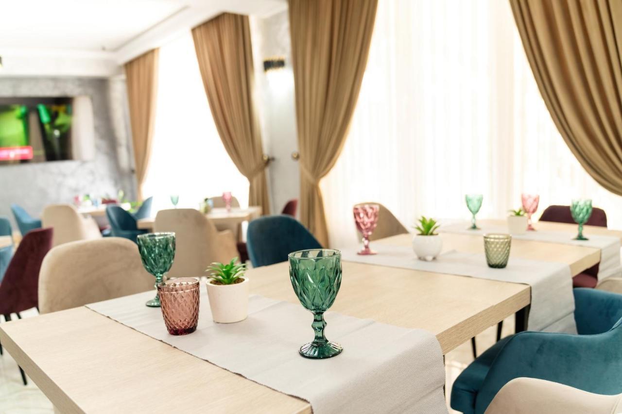 Vega Resort Restaurant & Lodge Orsova Kültér fotó