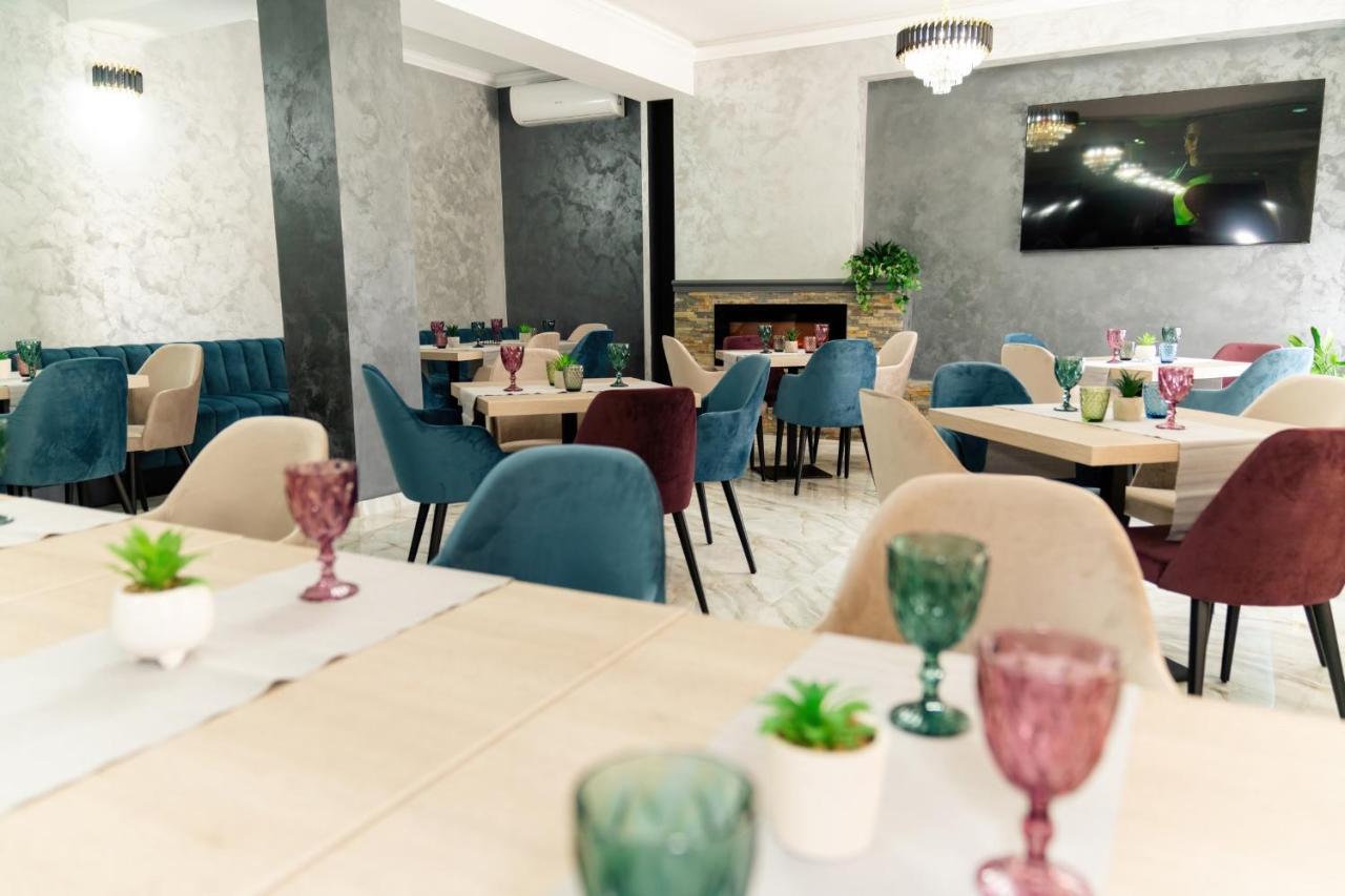 Vega Resort Restaurant & Lodge Orsova Kültér fotó